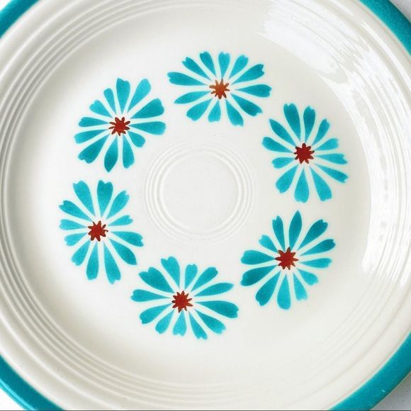 SOLD Fiesta Fiestaware Rare Vintage 1960’s Hawaiian 12 Point Daisy Dinner Plate - Picture 3 of 8